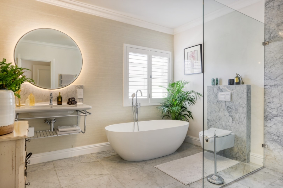 5 Bedroom Property for Sale in Constantia Western Cape